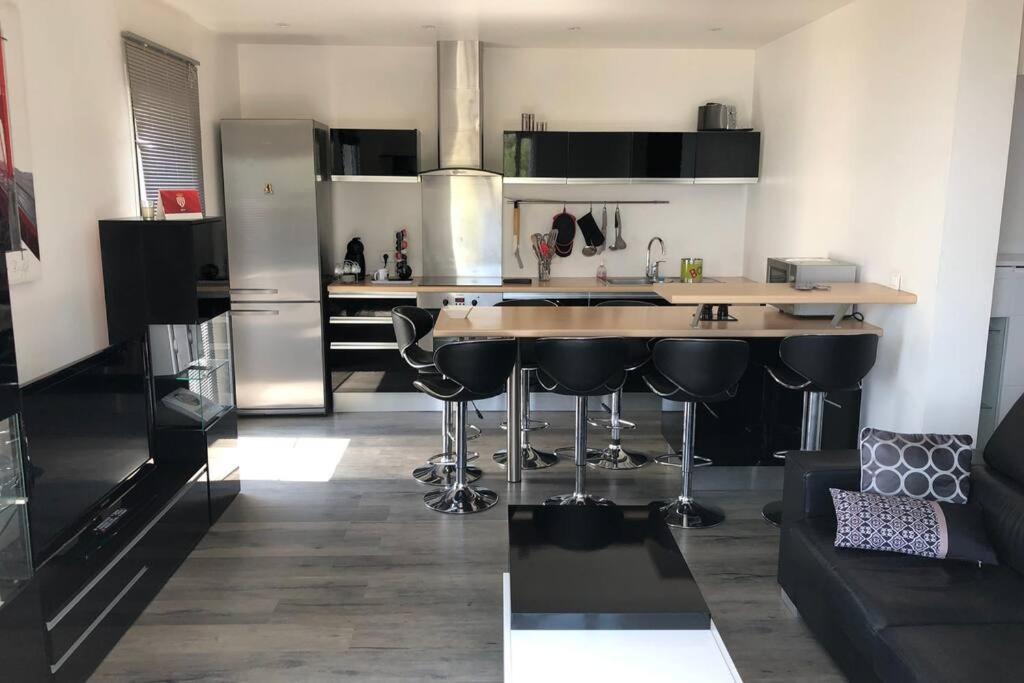 Appartement Vue Panoramique Sur La Mer Et La Citadelle De Bastia 巴斯蒂亚 外观 照片
